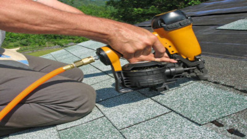 Why Arranging for Timely Roof Repairs is in the Best Interests of the Homeowner