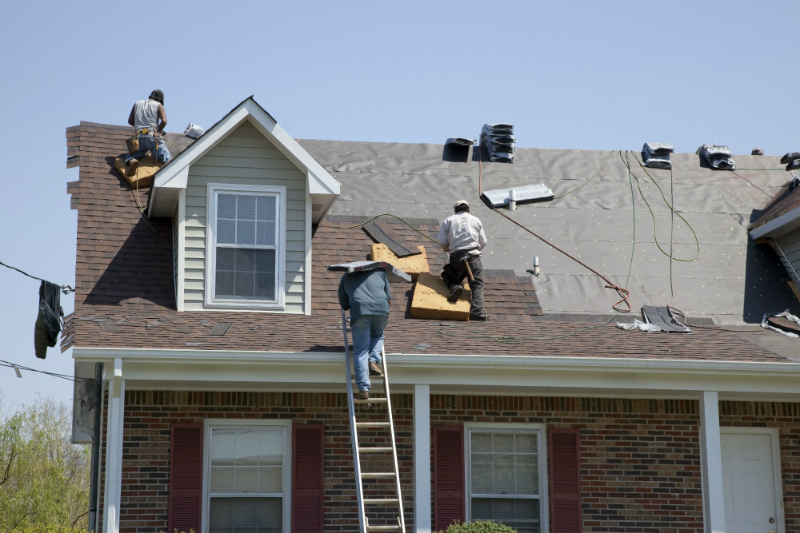 Do You Think It is Time to Replace Your Home’s Roof? Contact a Professional