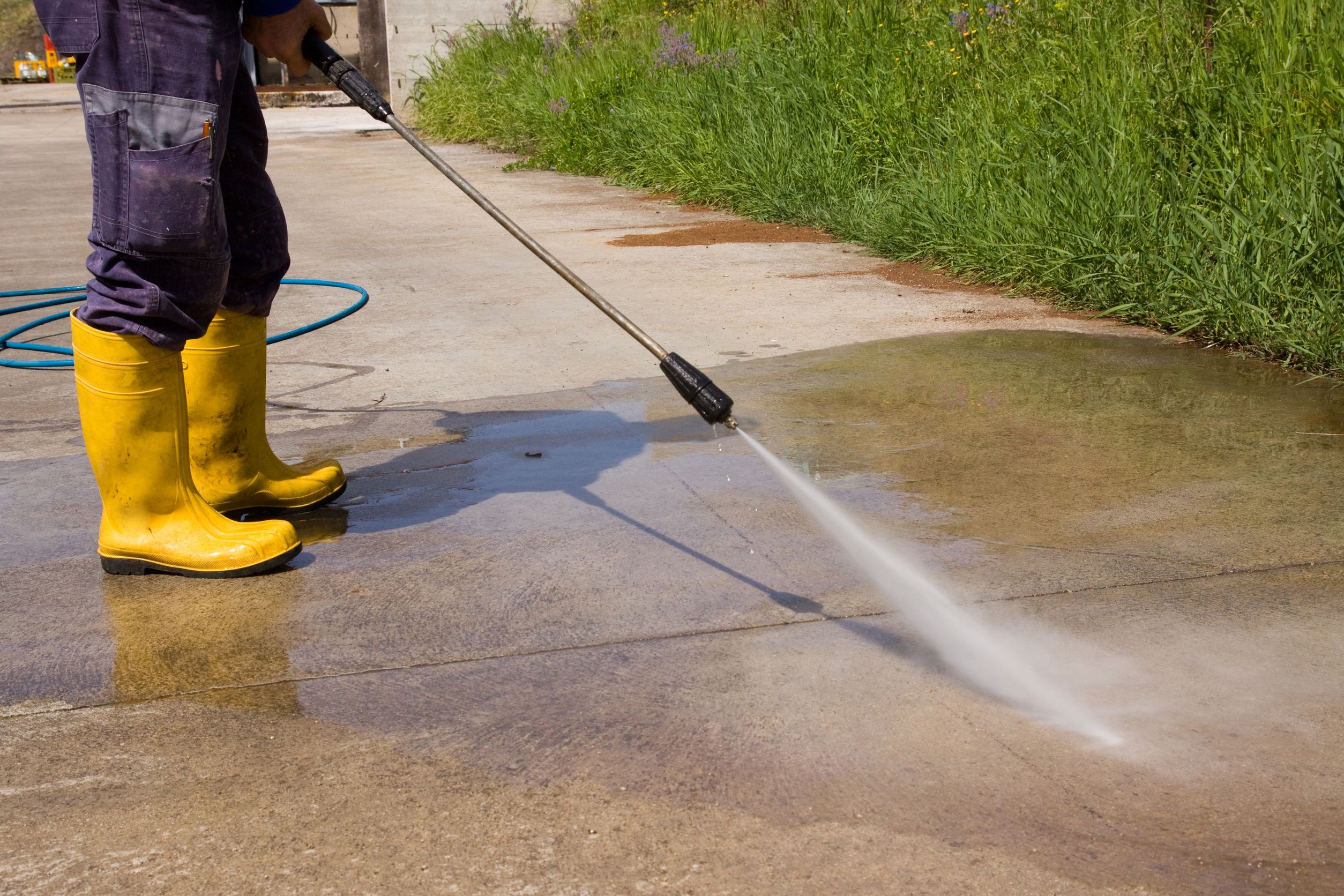 Benefits of Pressure Cleaning in Freehold, NJ